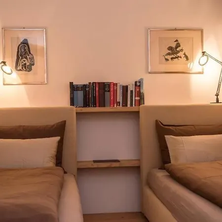 Sleeps 6 Wifi Apartment Gstaad